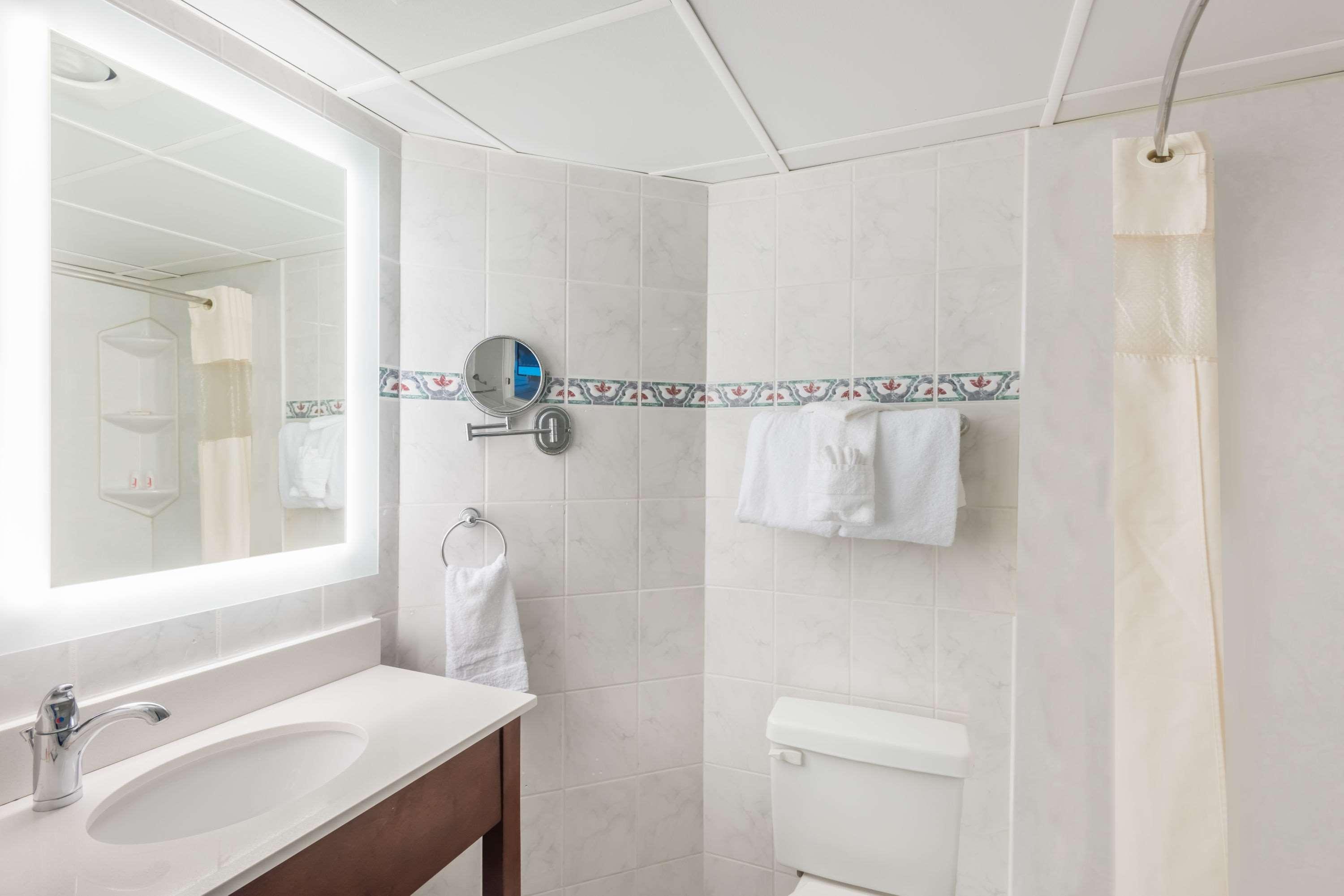 Howard Johnson Plaza By Wyndham Ocean City Oceanfront Ngoại thất bức ảnh