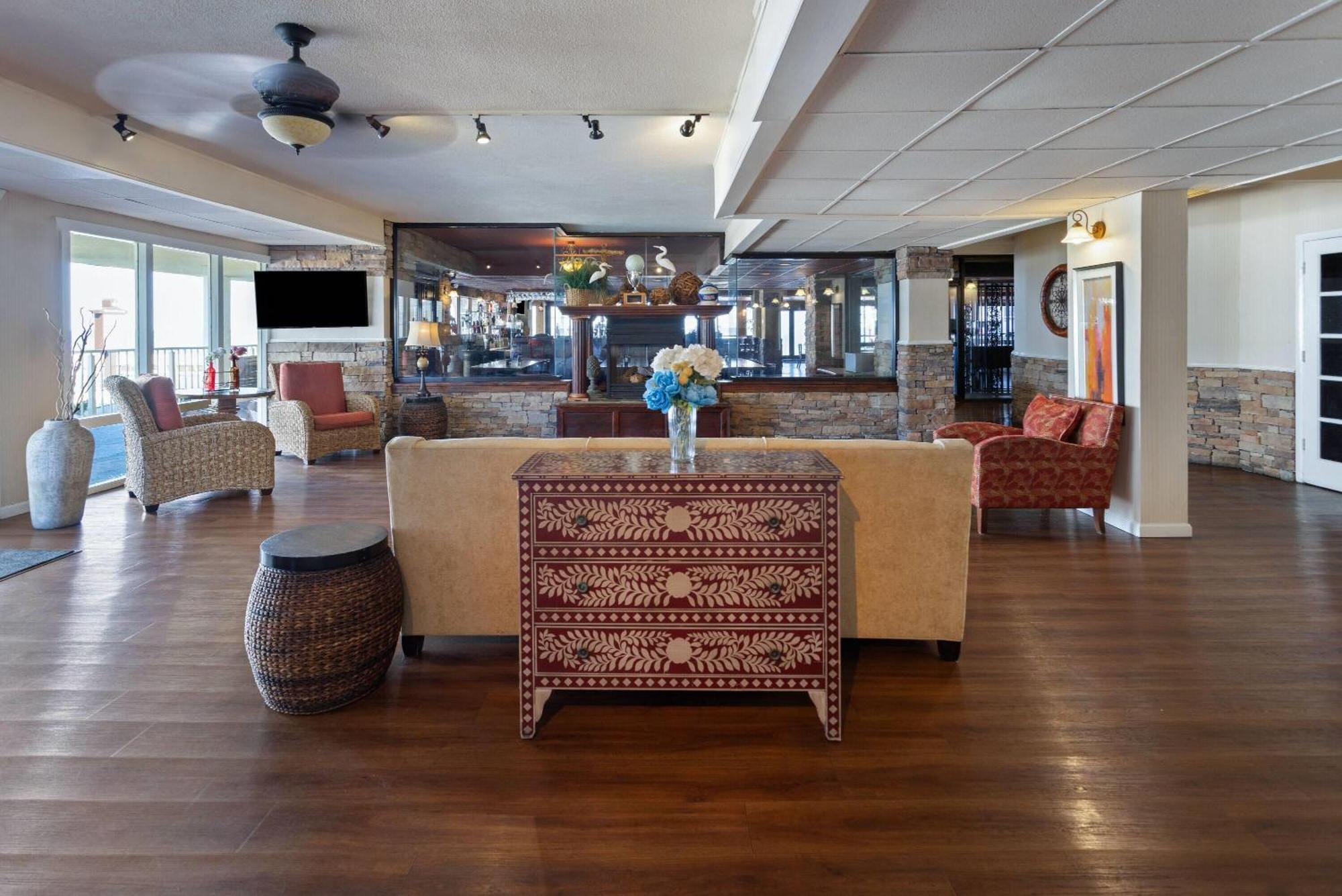 Howard Johnson Plaza By Wyndham Ocean City Oceanfront Ngoại thất bức ảnh