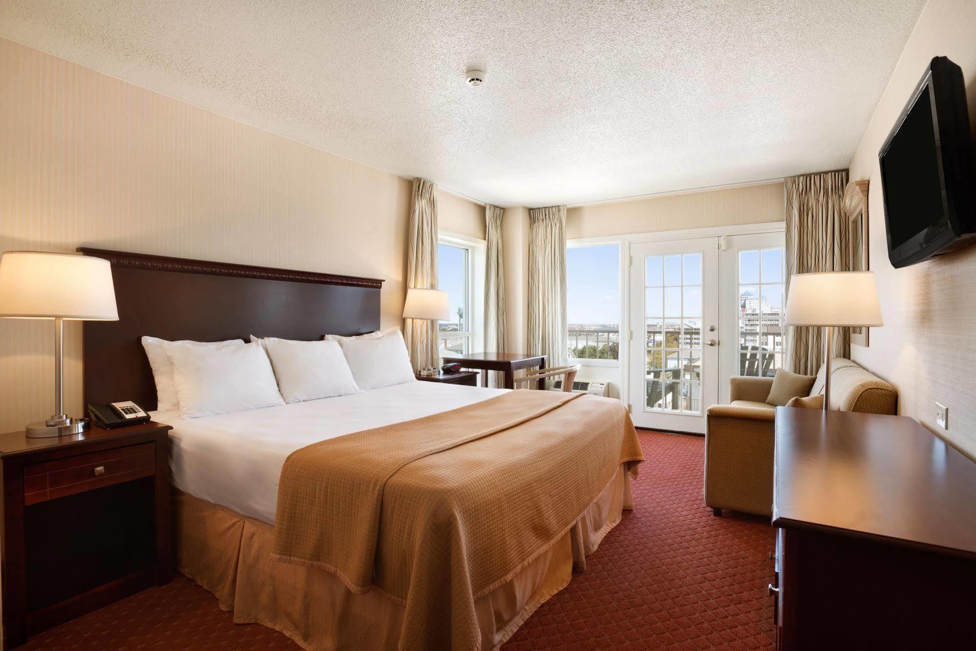 Howard Johnson Plaza By Wyndham Ocean City Oceanfront Ngoại thất bức ảnh